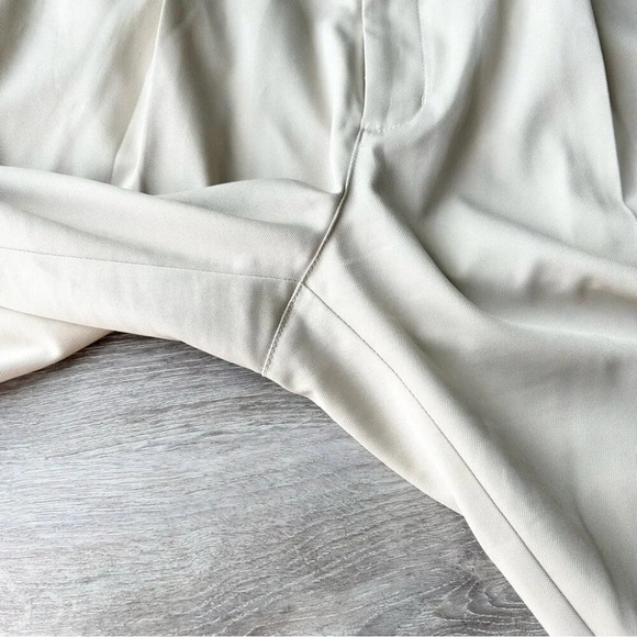 Nike Khaki Pleated Front Cuffed Leg Pants - Picture 6 of 15